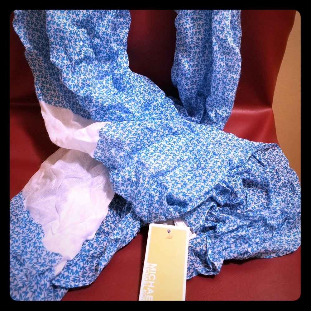 Michael kors Scarf
